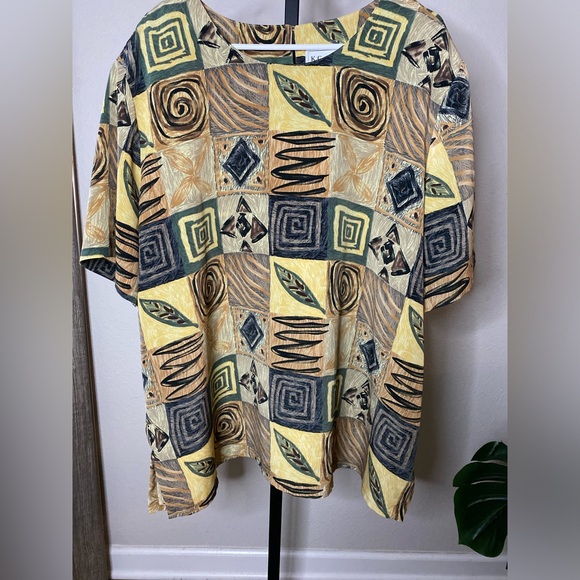 Vintage Shell Top - Picture 1 of 3